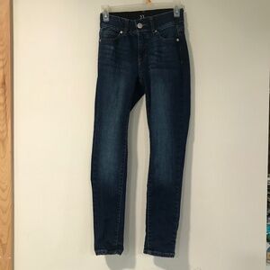 🌷Dark Wash Curvy Sculpting Skinny Jeans